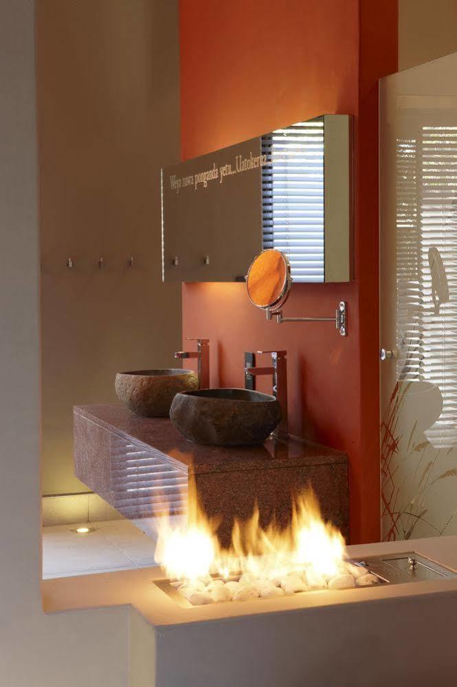 The Olive Exclusive All-Suite Hotel Windhoek Esterno foto